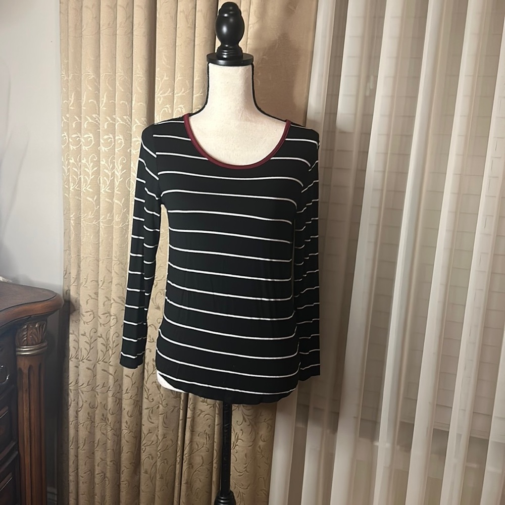 Copper Key (Dillards) Size XL Black Striped Shirt